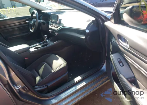 2019 Nissan Altima 2.5 S z USA, uszkodzony, nr VIN 1N4BL4BV4KC187993